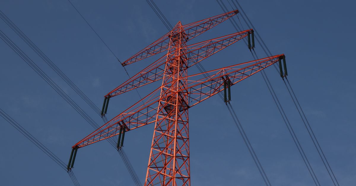 Manufacturing Precision for Reliable Power Distribution