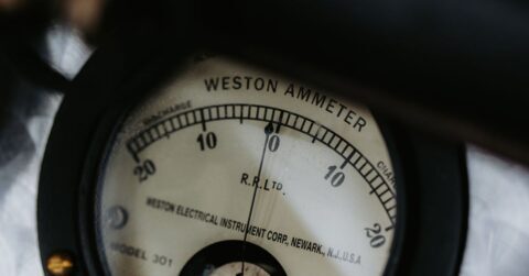 接地スリーブ・圧着工具 (Grounding Sleeves) 韓国電力（KEPCO）規格C型接地スリーブ（SGW 22〜325sq）のサイズ選定基準と油圧圧着ダイス（Dice）適合ガイド