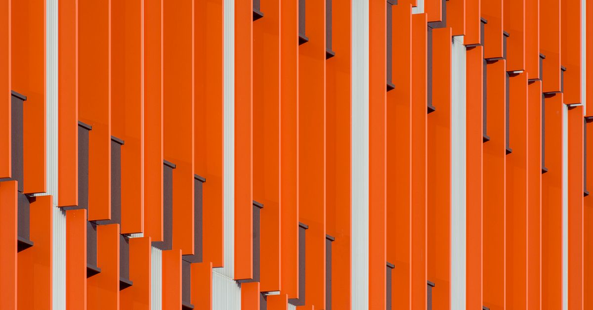 How Do Edge Profiles Affect Bending and Punching Operations?