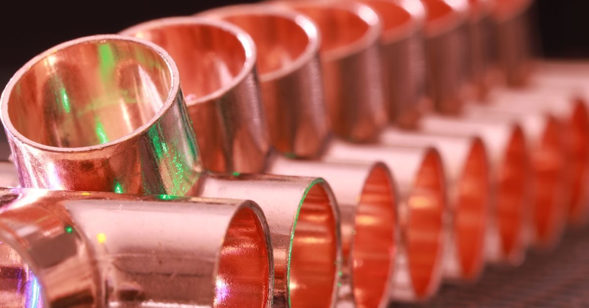Aluminum and copper busbars comparison for power distribution